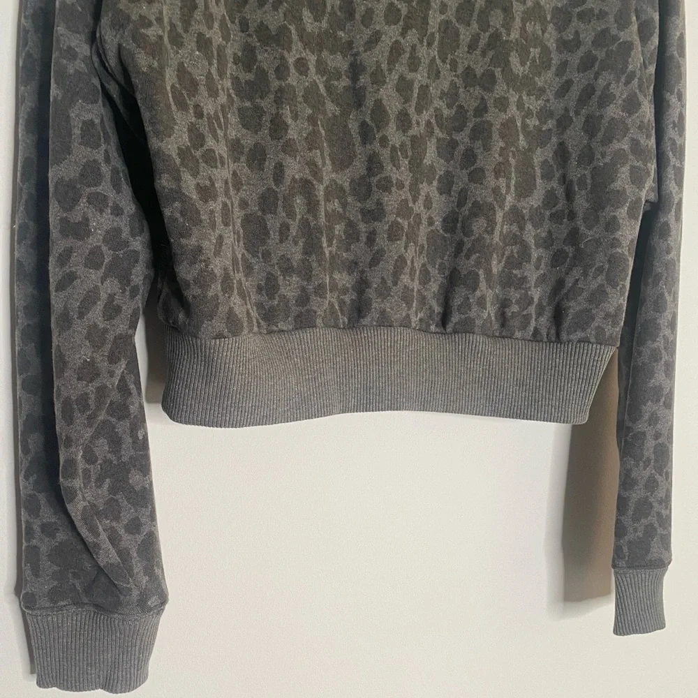 Victoria Secret Coat / Size: MEDIUM / Animal Print / Gently used. - Picture 3 of 5